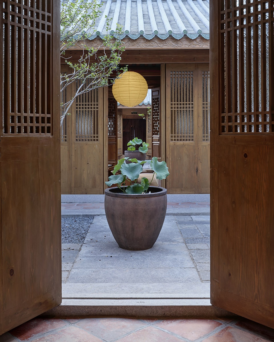 Chaozhou Youxiong Hotel China by Leeko Studio