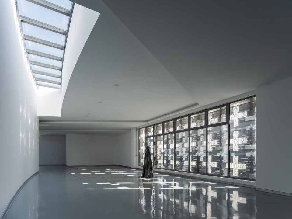 Fengxian Qi Jesus Church China by Wutopia Lab