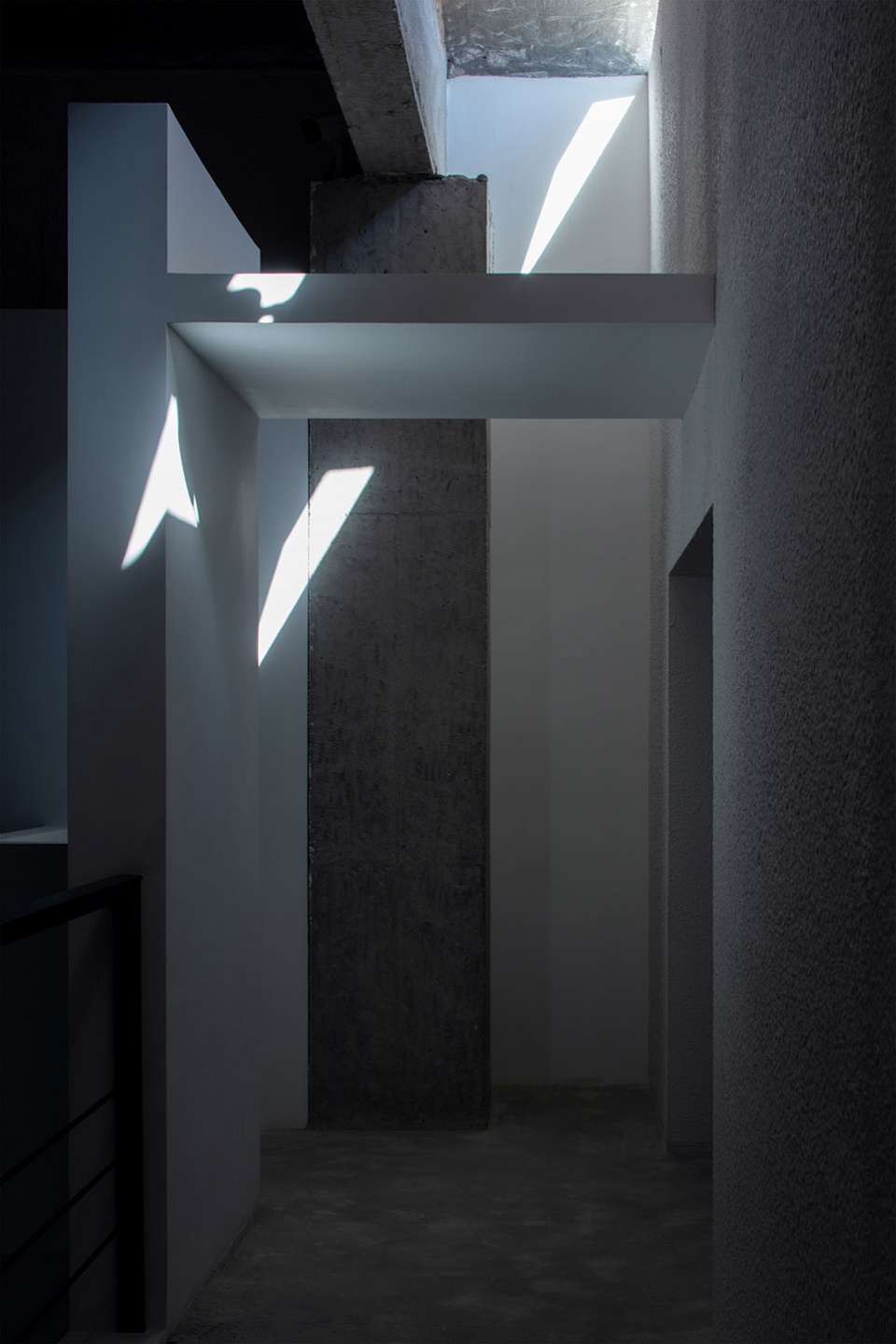 wind h art center 751 phase i by jin qiuye studio