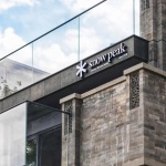 Snow Peak紫旸山庄店 & Snow Peak Cafe，北京 / 弘石设计
