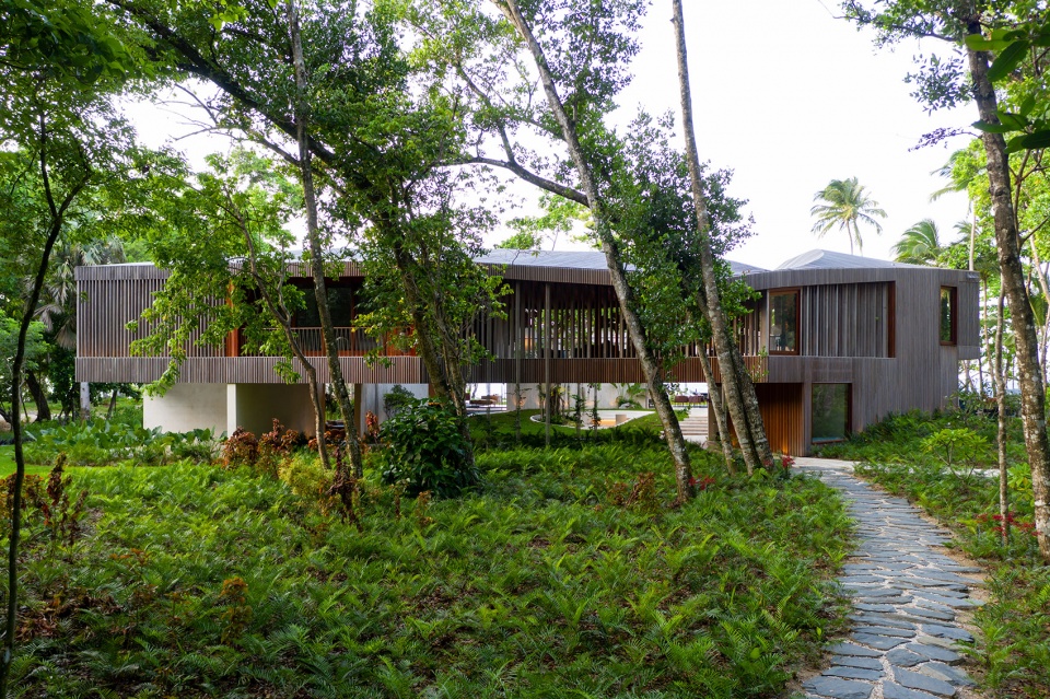 casa las olas by young projects