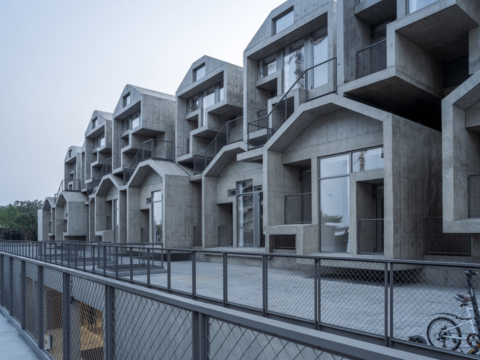 the kennels by atelier gom