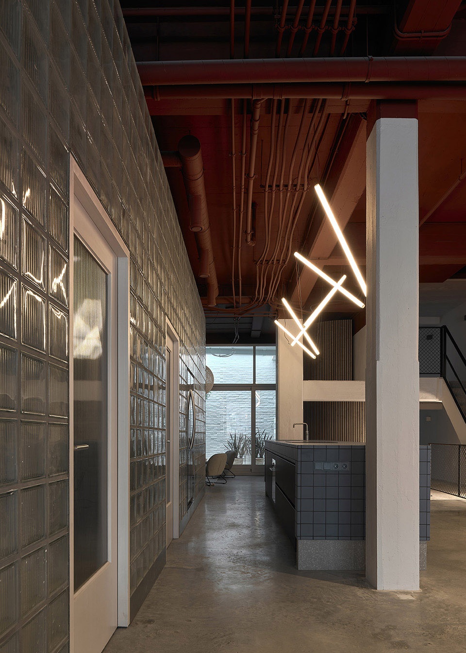 Garage Loft Delfshaven KUMIKI 拷贝