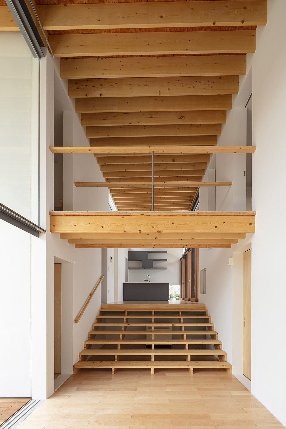 House with Hooked Multi ihrmk