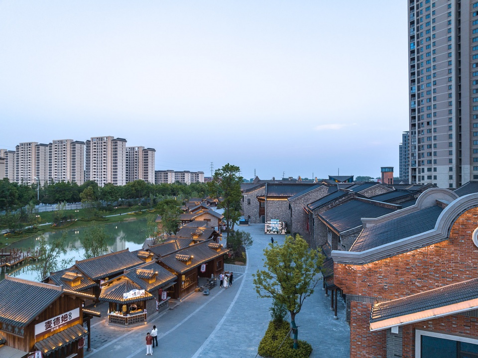 Fuyang Lei Street China by PT Architecture Design Shenzhen Co Ltd