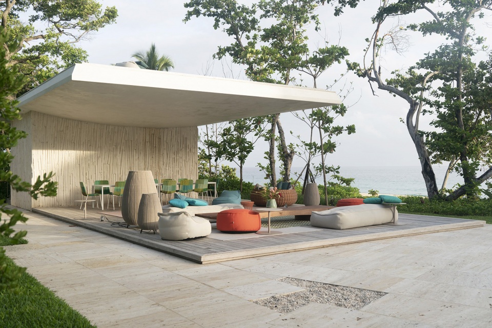 casa las olas by young projects
