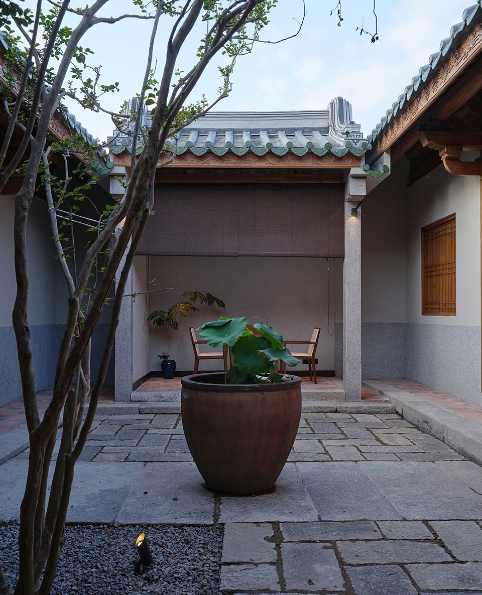 Chaozhou Youxiong Hotel China by Leeko Studio