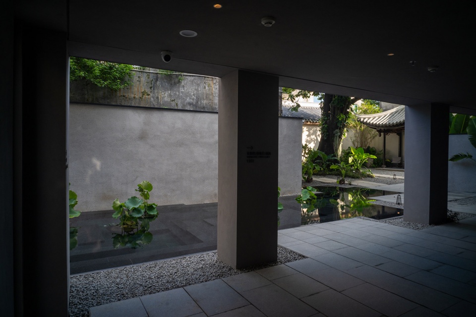 Chaozhou Youxiong Hotel China by Leeko Studio
