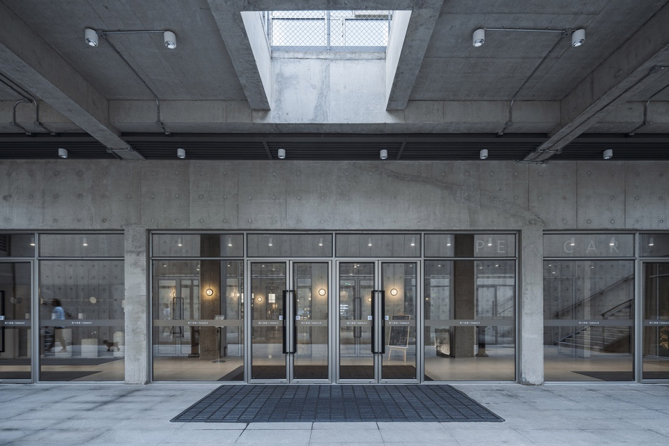 the kennels by atelier gom