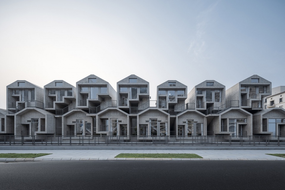 the kennels by atelier gom