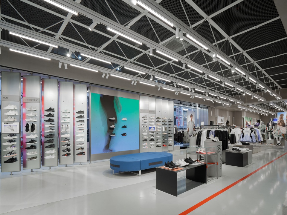 首尔adidas旗舰店 万社设计
