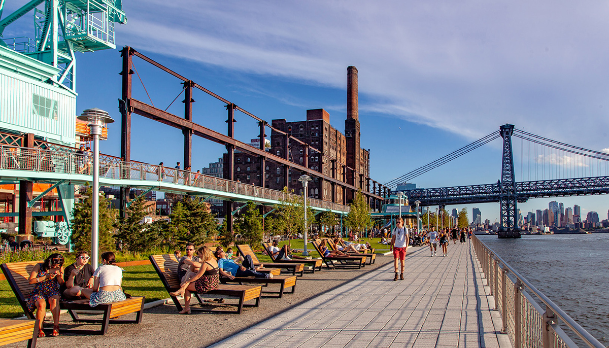 2022 ASLA GENERAL DESIGN AWARD OF HONOR: Domino Park / James Corner ...