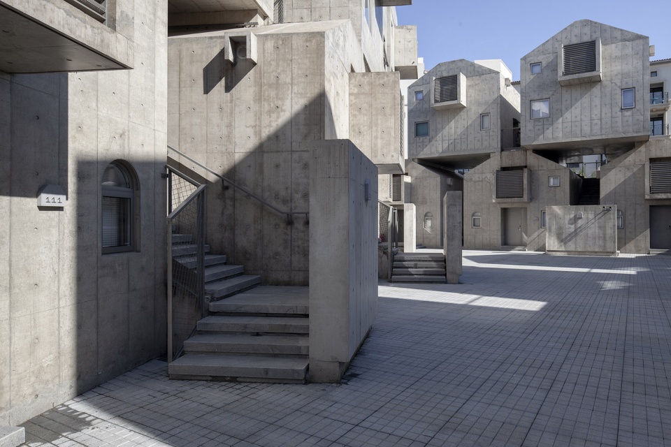 the kennels by atelier gom