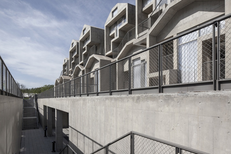 the kennels by atelier gom