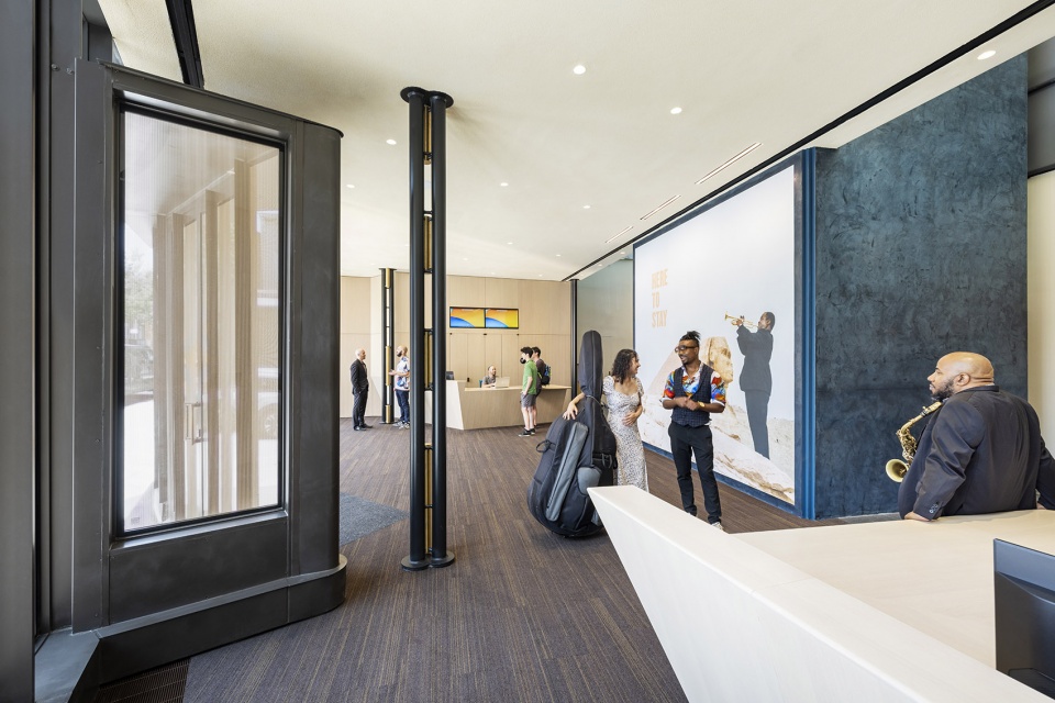 louis armstrong center by caples jefferson architects