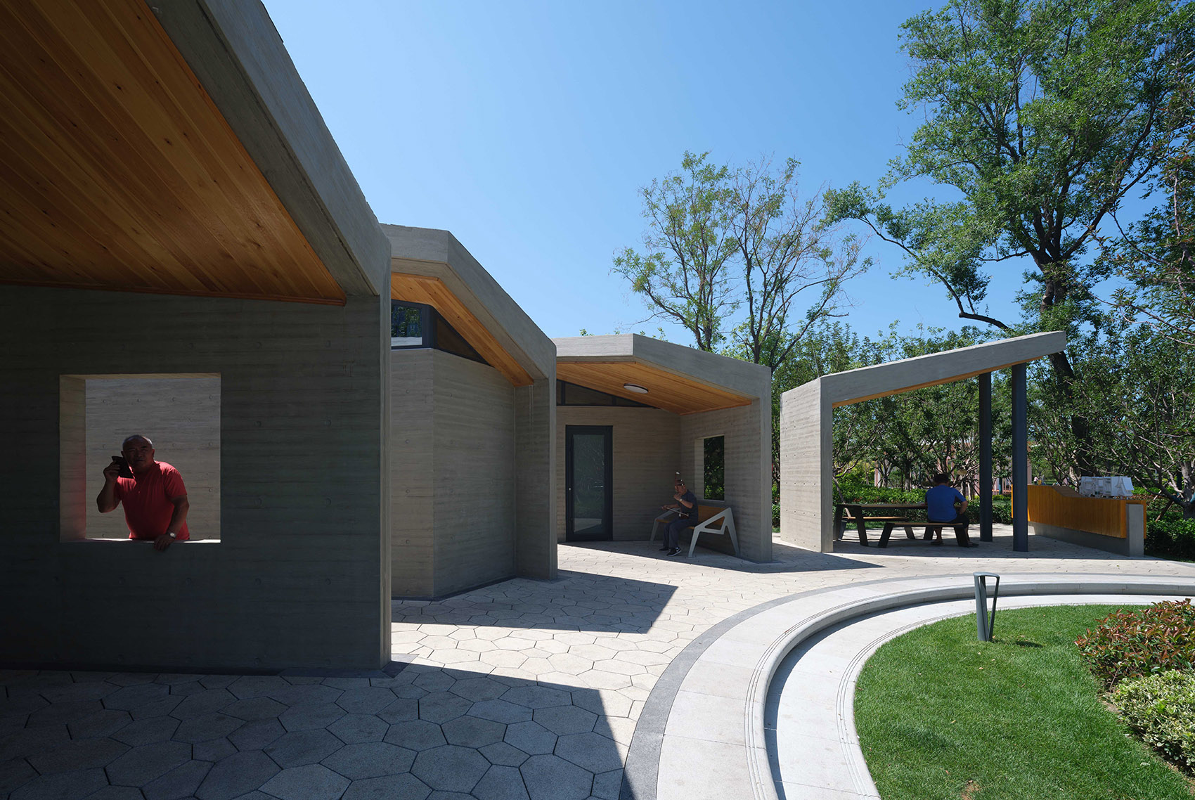 Park Station of Tiandi Square in Yantai by Shanghai Dachuan Architects ...