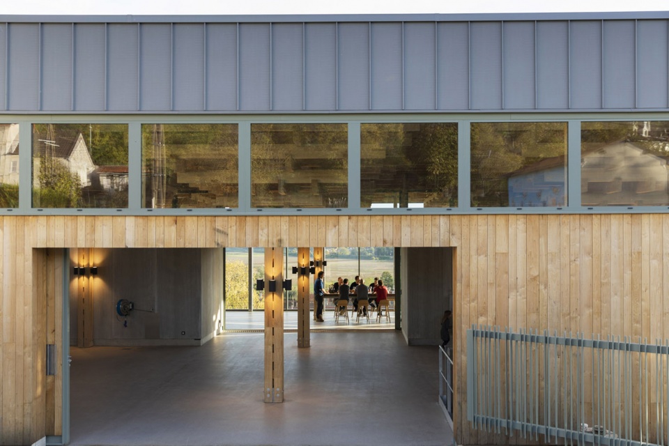 Champagne Bourgeois Diaz Thierry Bonne architecte 01