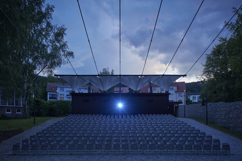 mimosa open air cinema boysplaynice 17