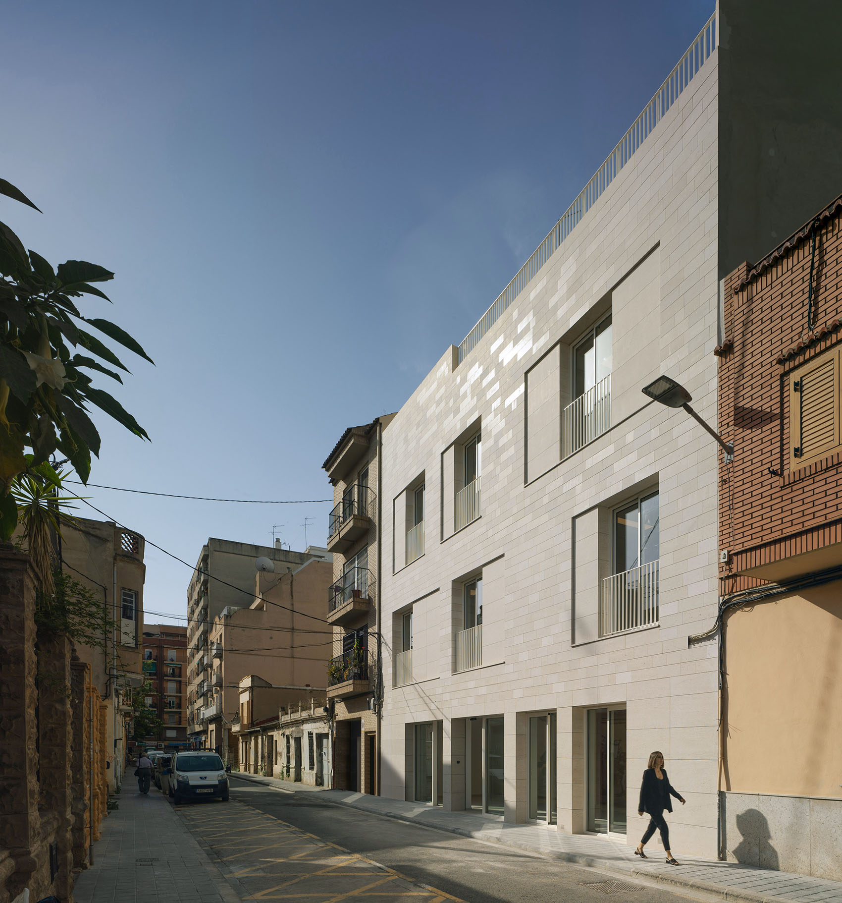 Favara Civic and Cultural Center by COR ASOCIADOS ARQUITECTOS 谷德设计网