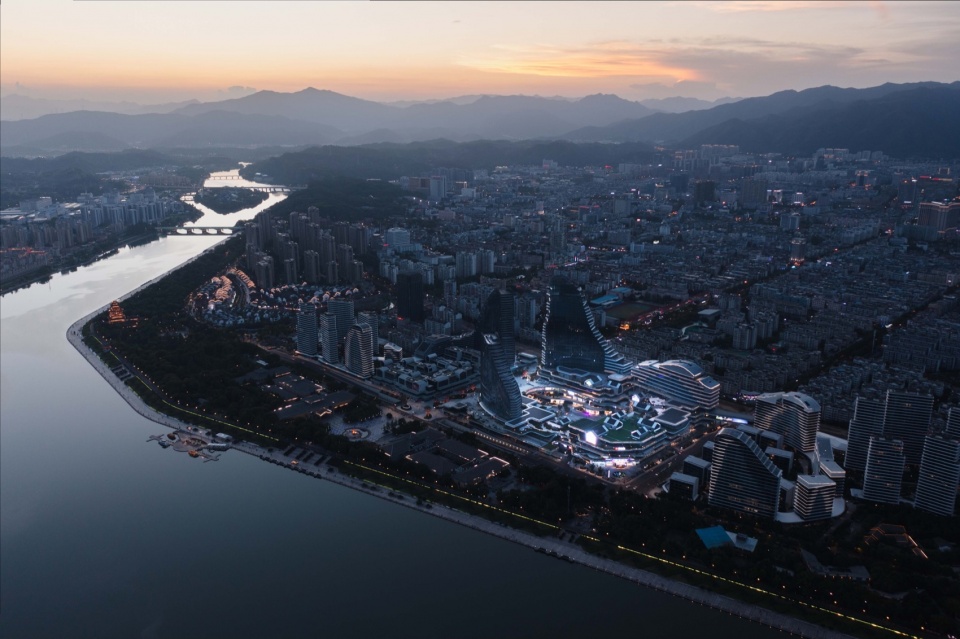 lishui yintai city by belt collins