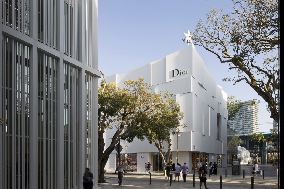 Dior Miami Facade by BarbaritoBancel Architects