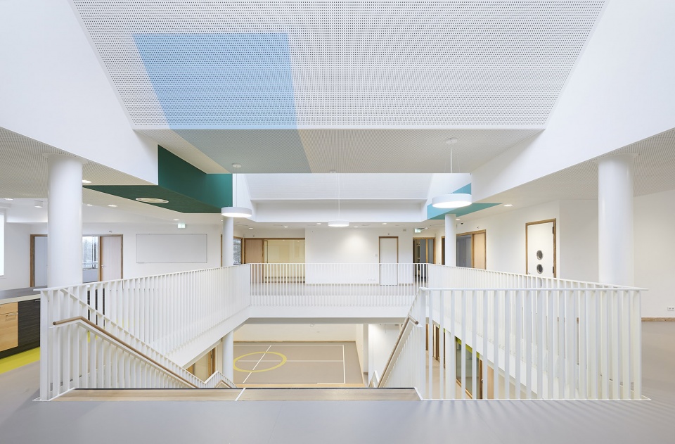 Zonnehof by Orange Architects