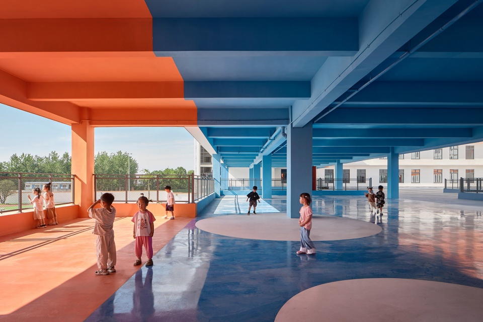New School in the County China by L M Design Lab
