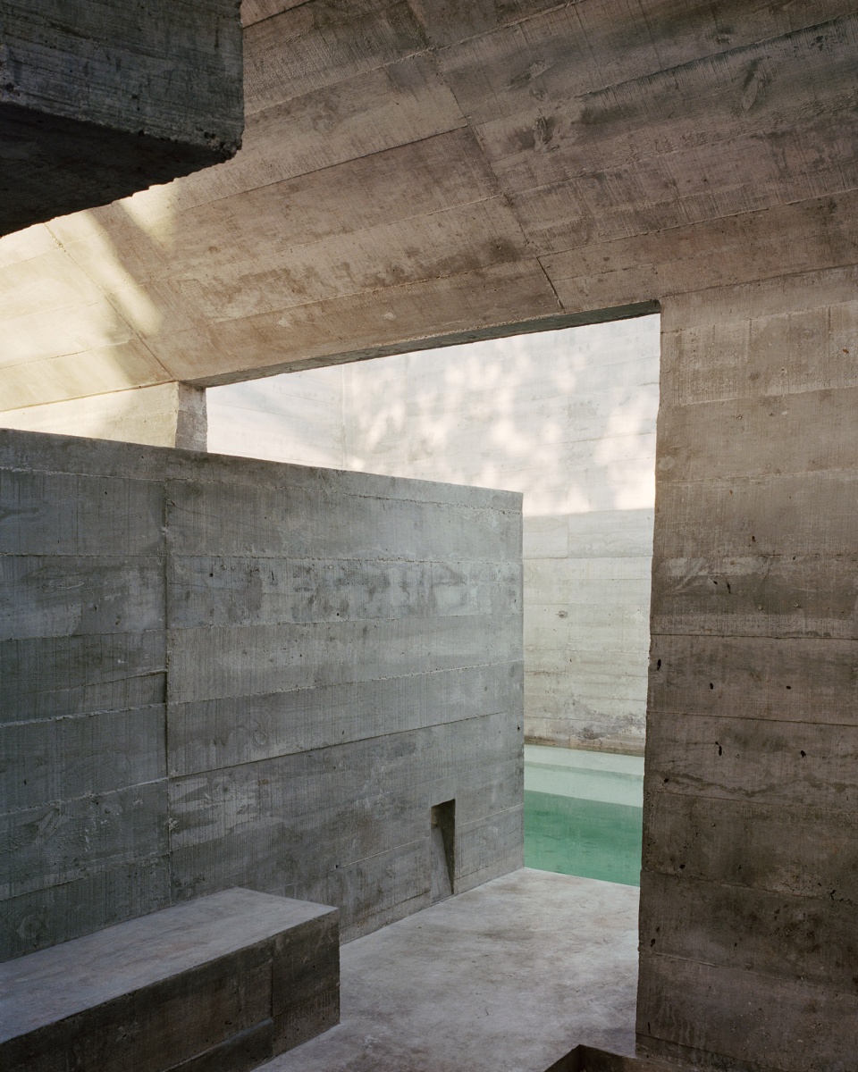 casa merida by ludwig godefroy architecture