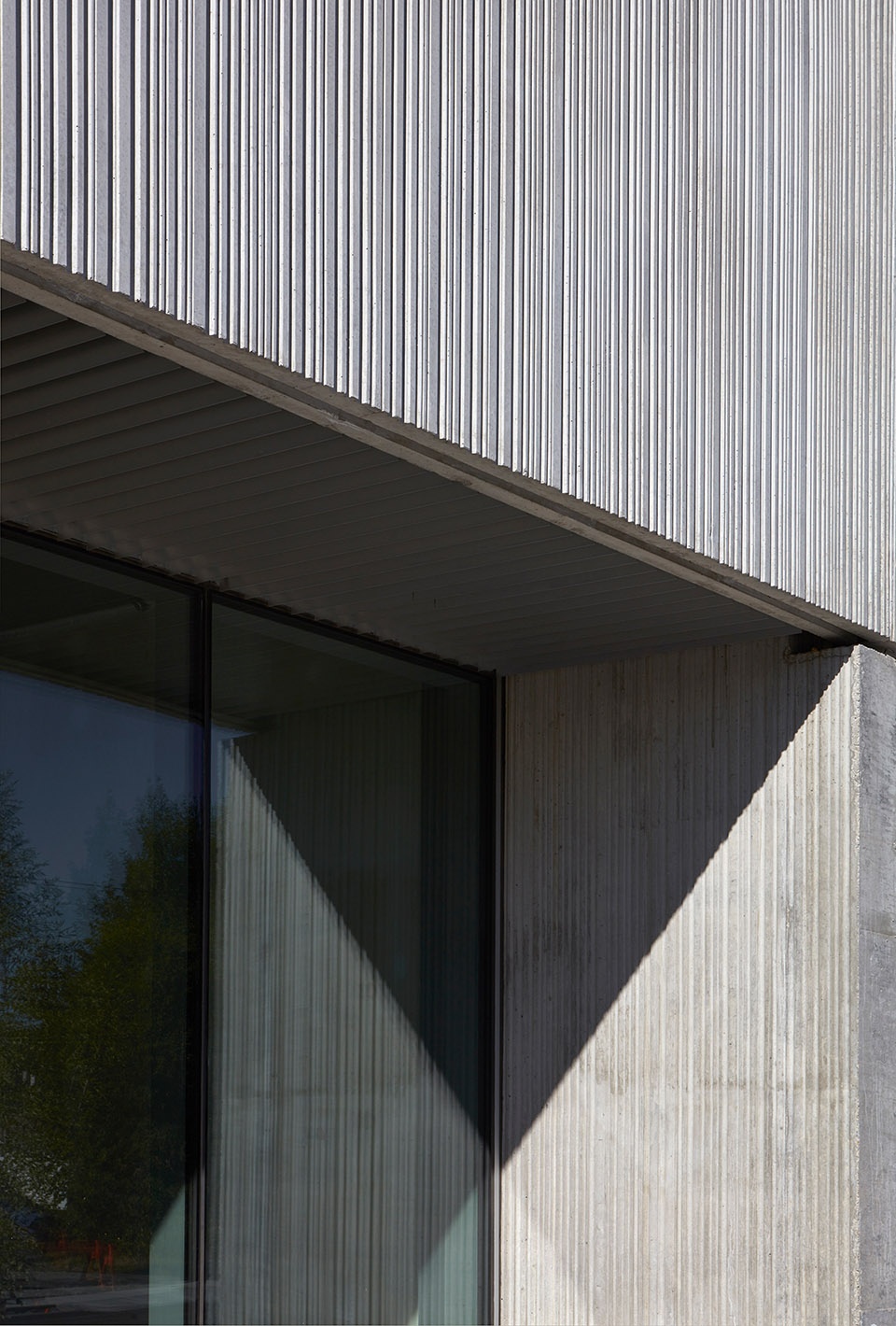 17th Avenue Clinic by 5468796 Architecture