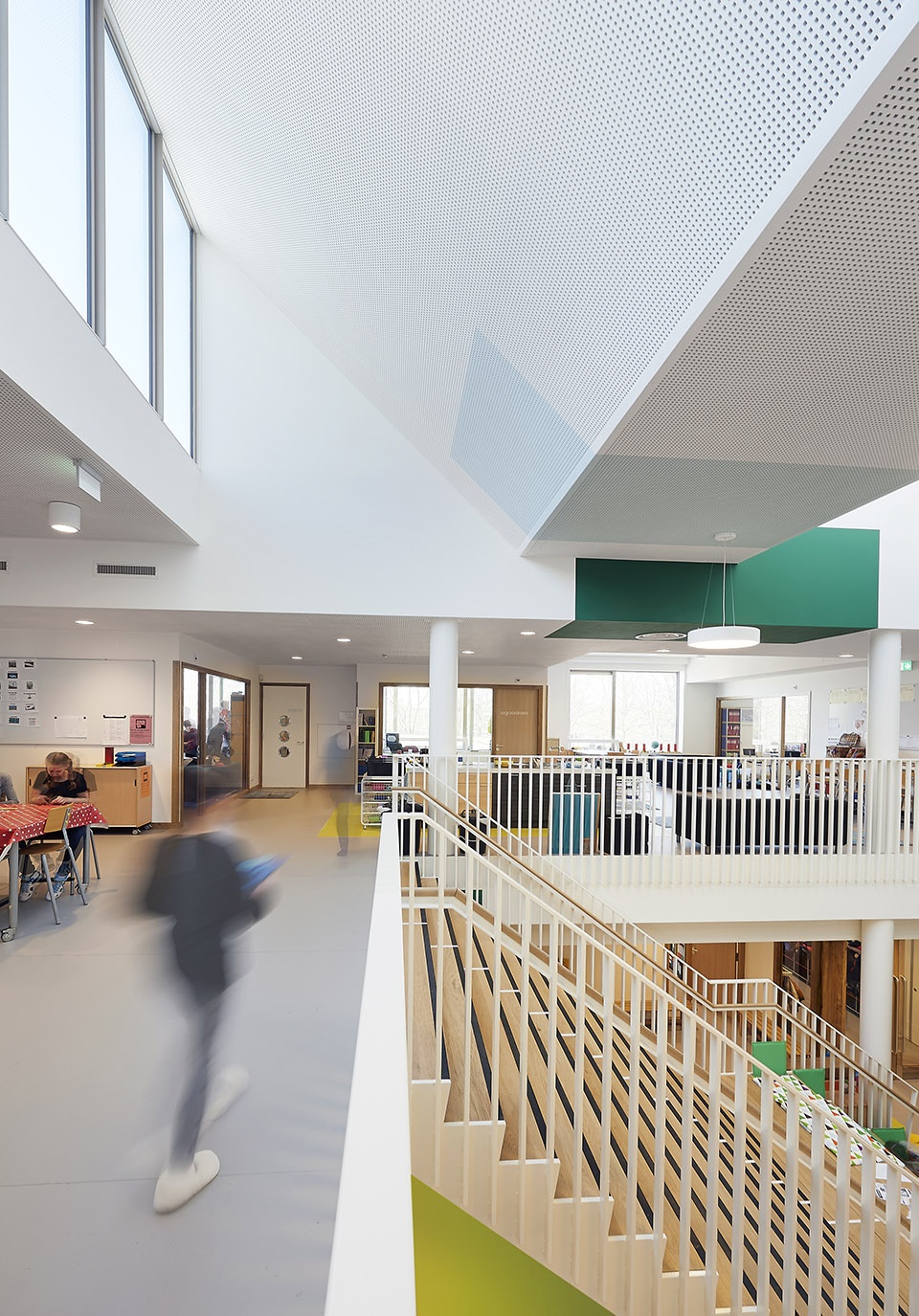 Zonnehof by Orange Architects