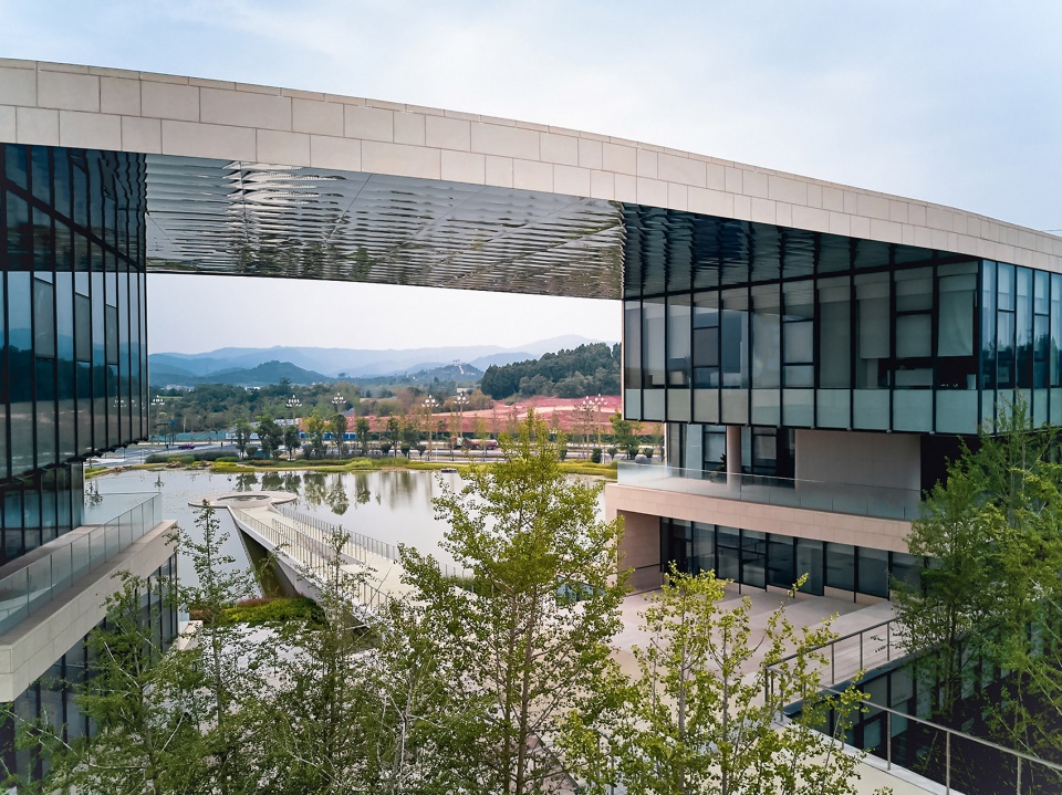 Window of Kaizhou China by BIAD ZXD Architects