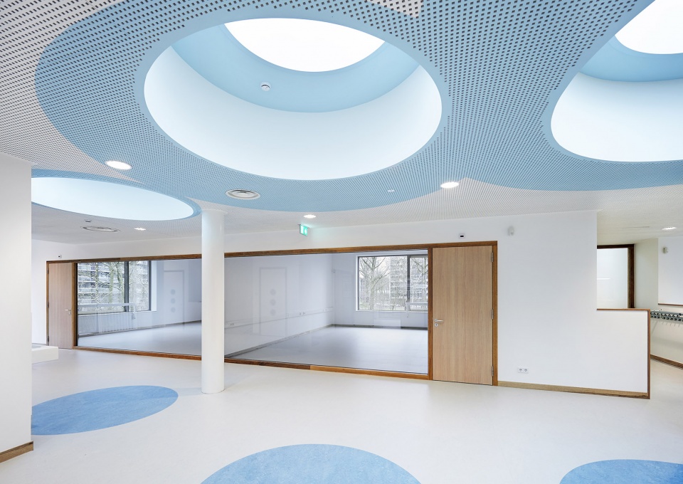 Zonnehof by Orange Architects