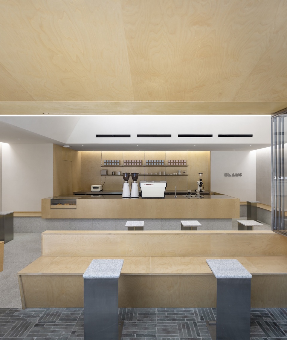 blanc coffee by atelier raw