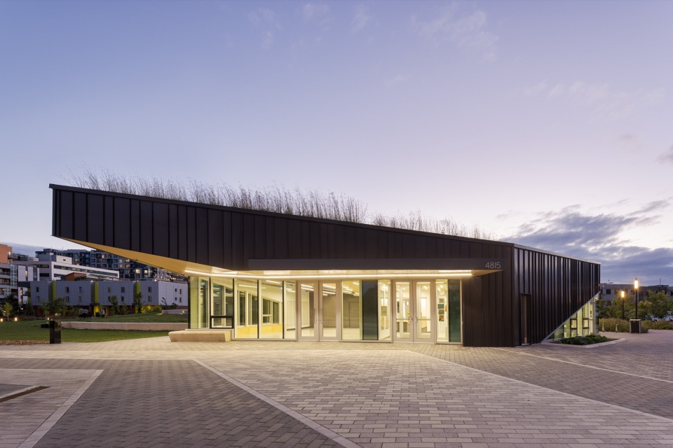 the saidye bronfman park pavilion by cardin julien