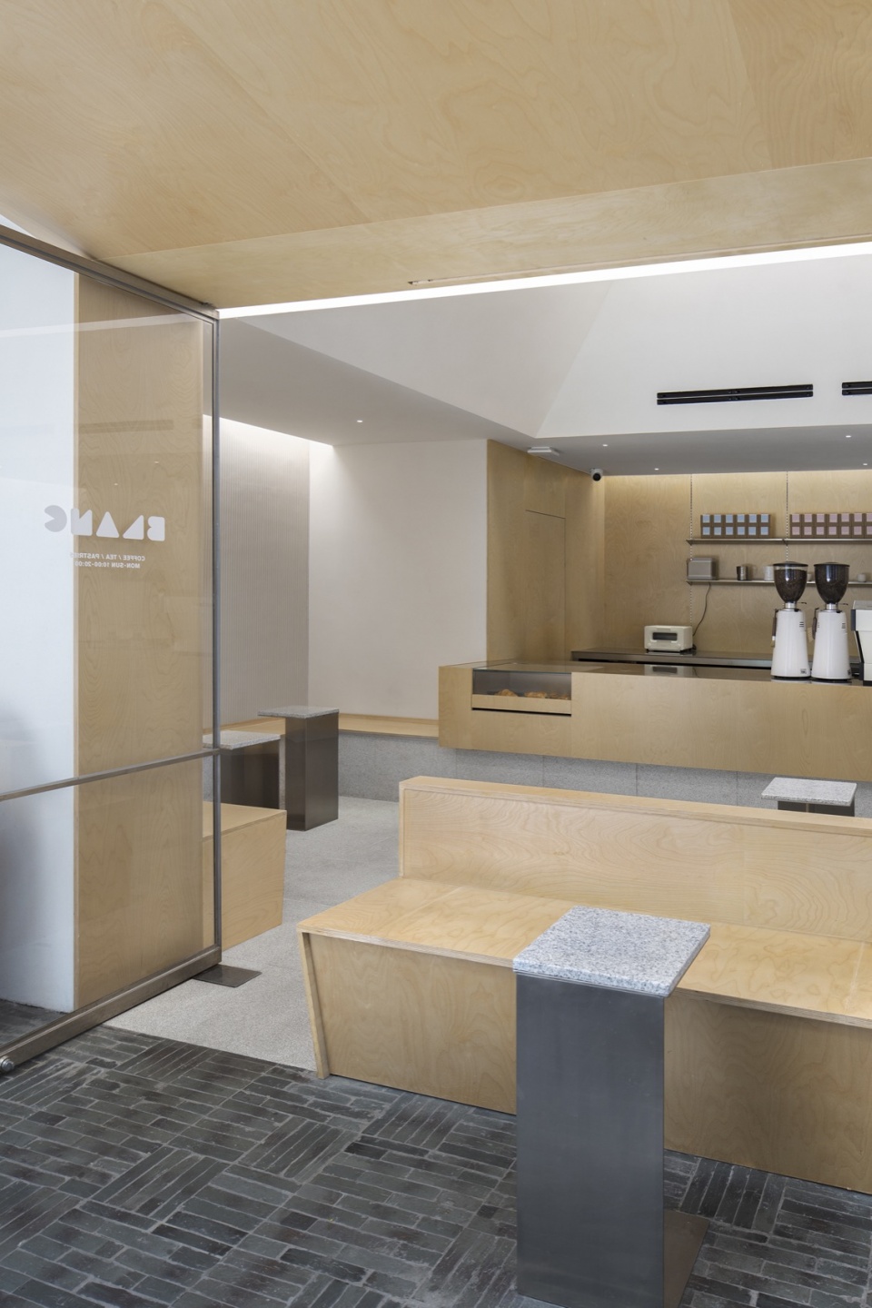 blanc coffee by atelier raw