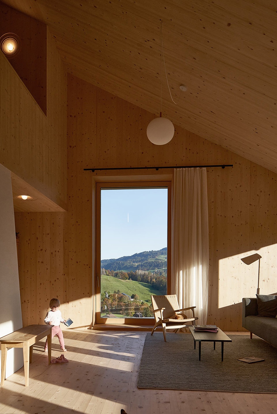 HOLZHAUS by Studio Noun