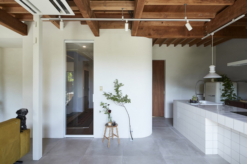 Kamakura House by ROOVICE
