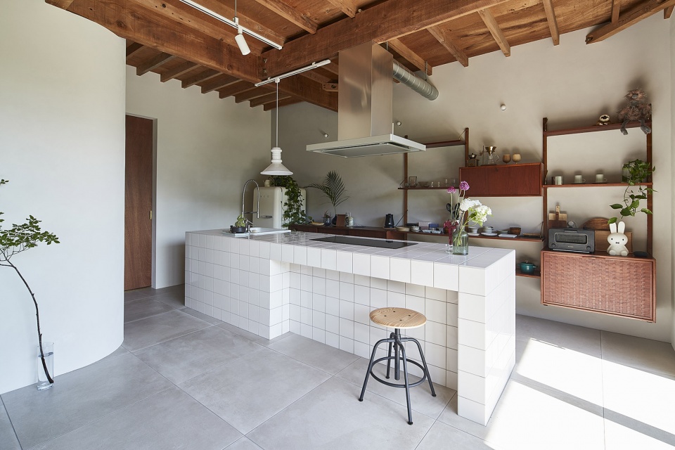 Kamakura House by ROOVICE