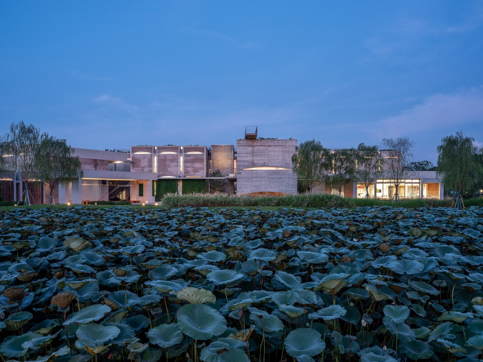 chun yang tai langtou cultural centre by atelier fcjz