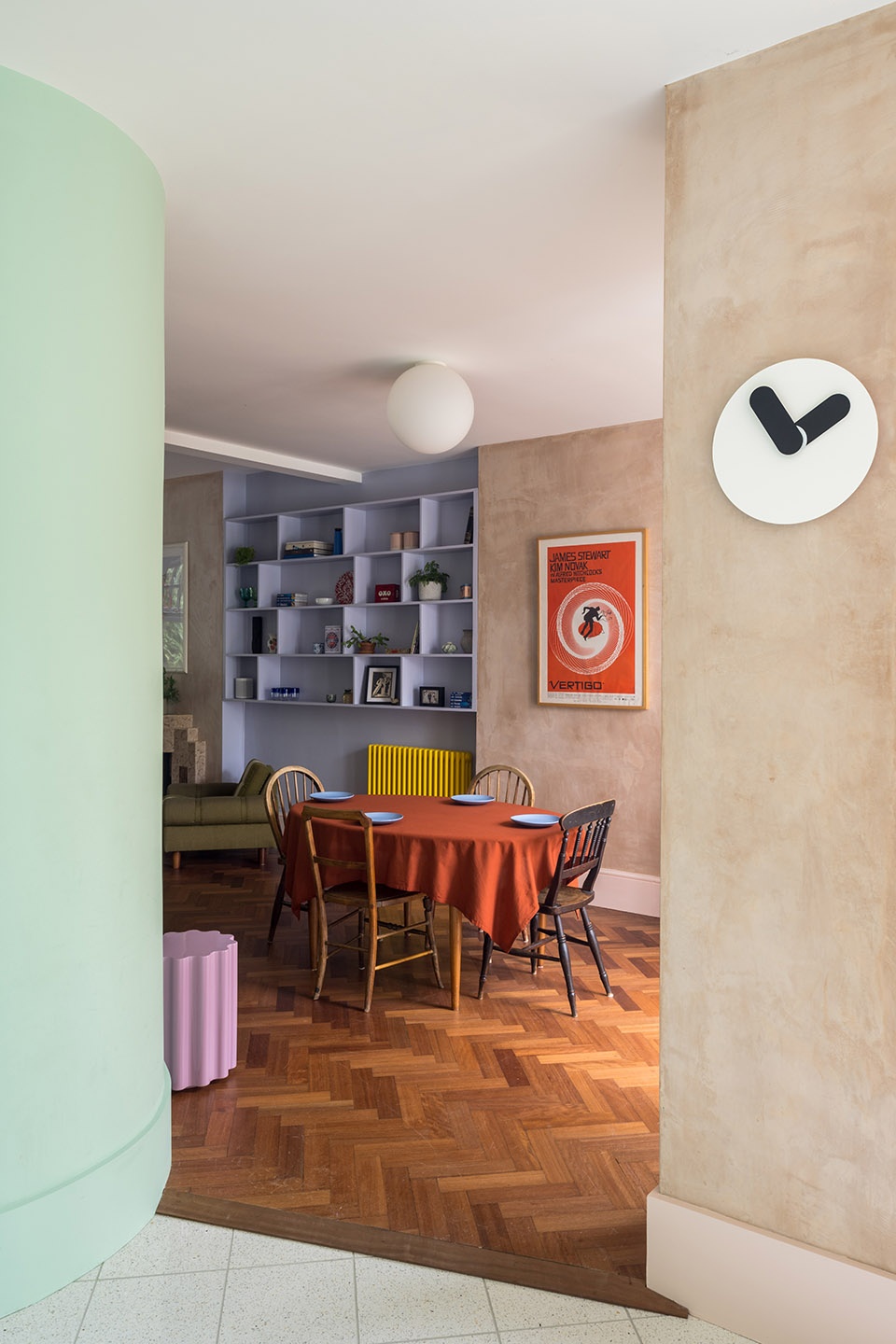 Graphic House by Office S M
