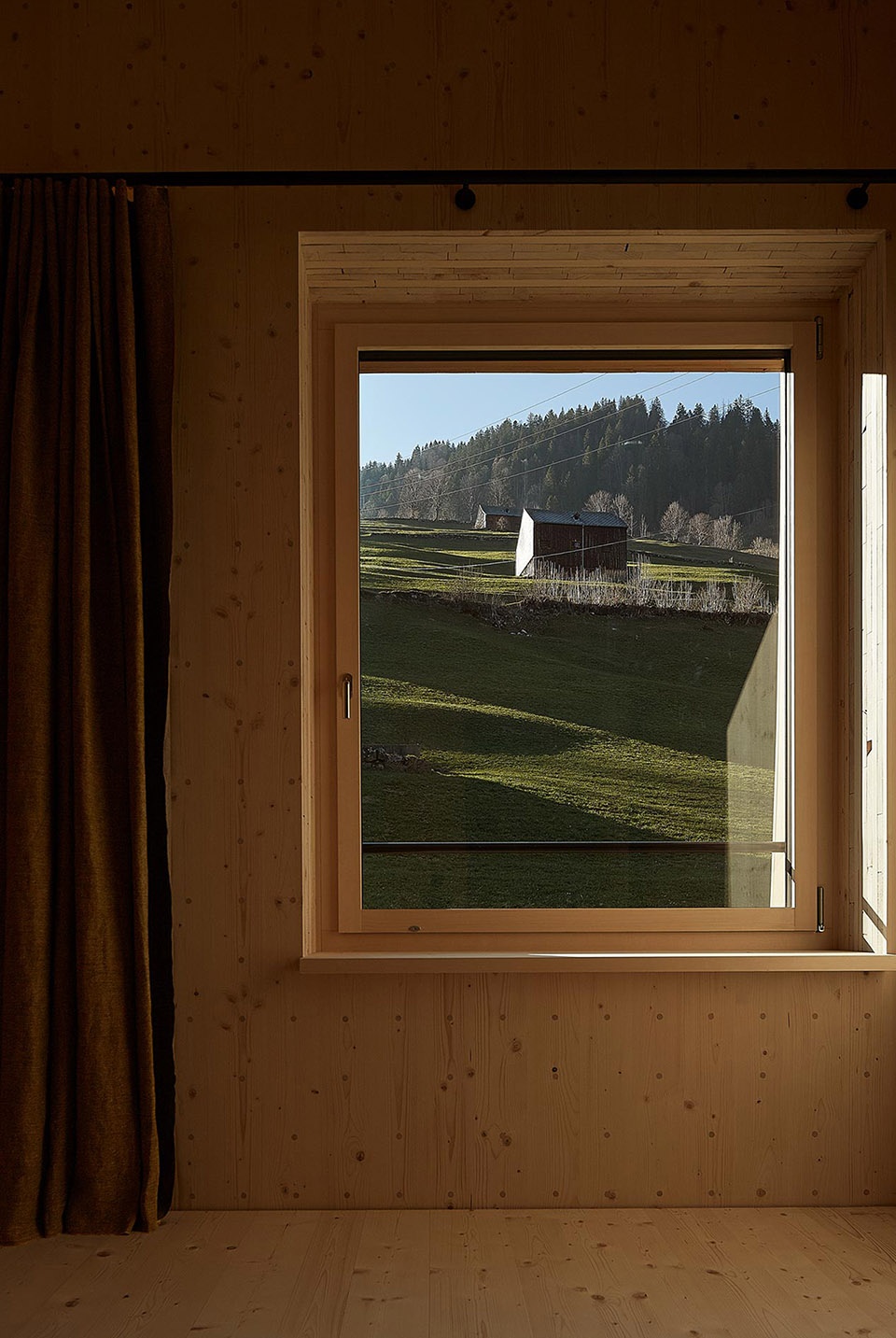 HOLZHAUS by Studio Noun