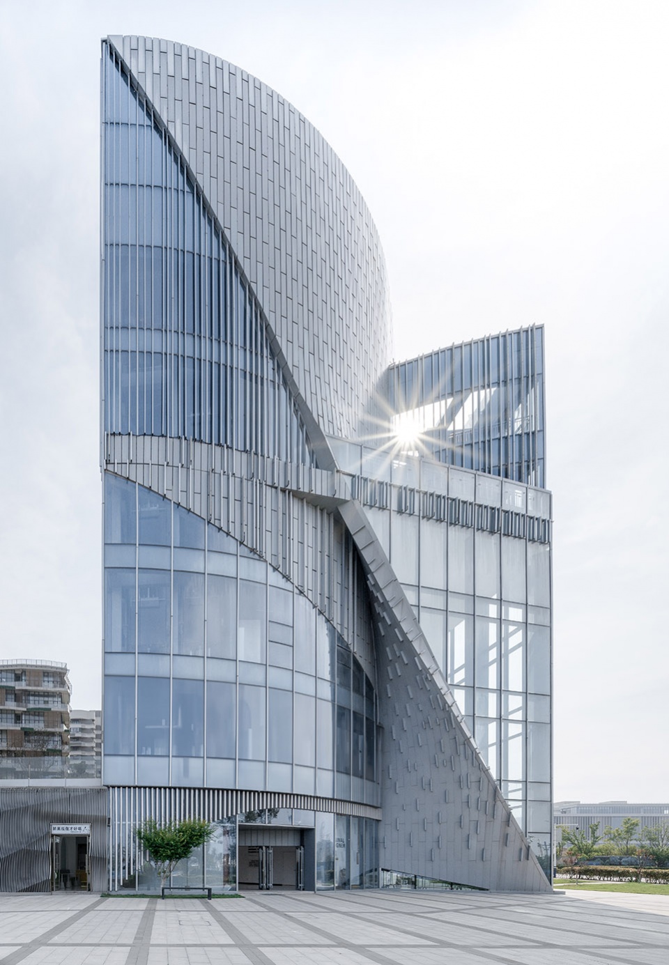 omc fashion center by atelier alter architects