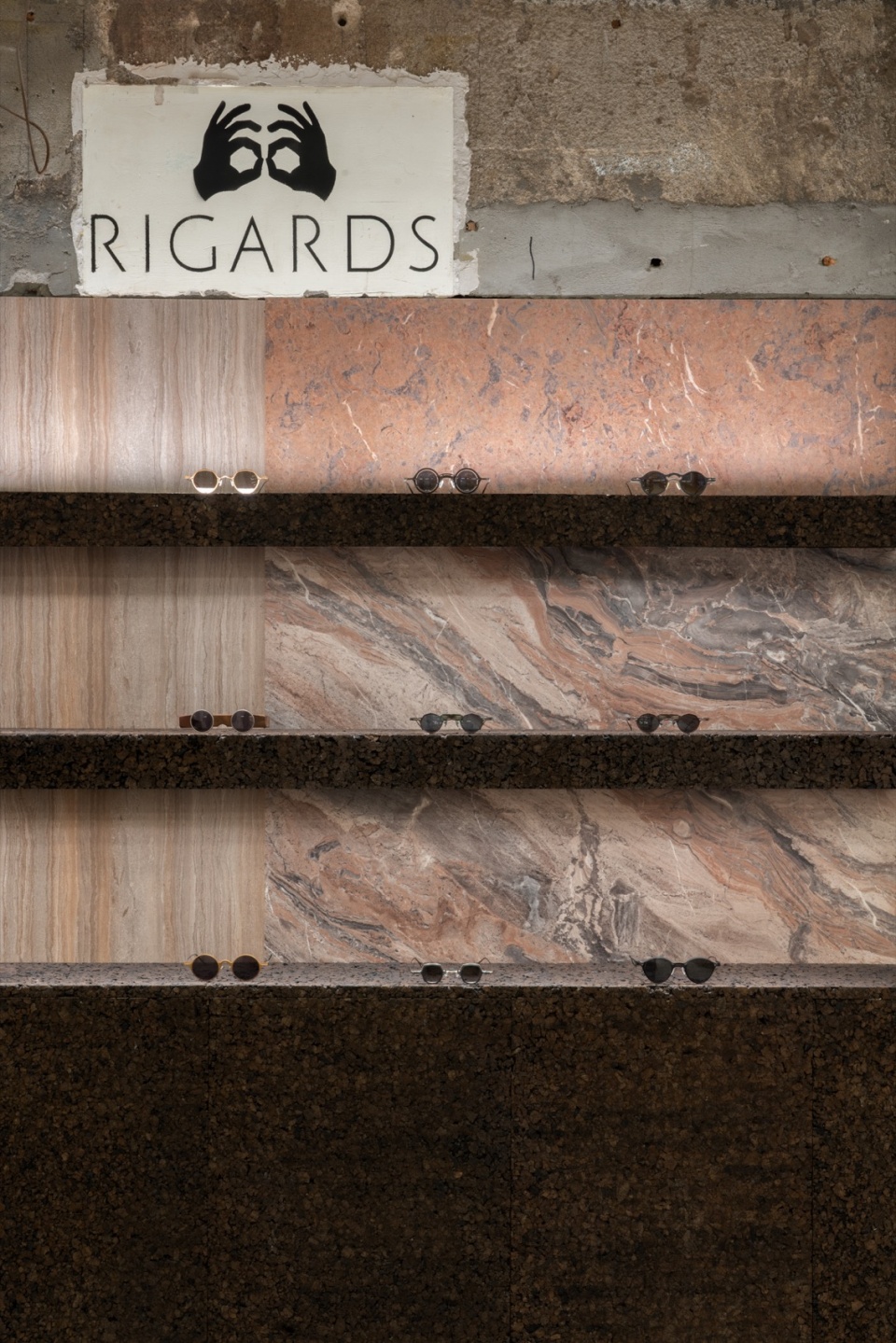 muxare eyeglass store by mas