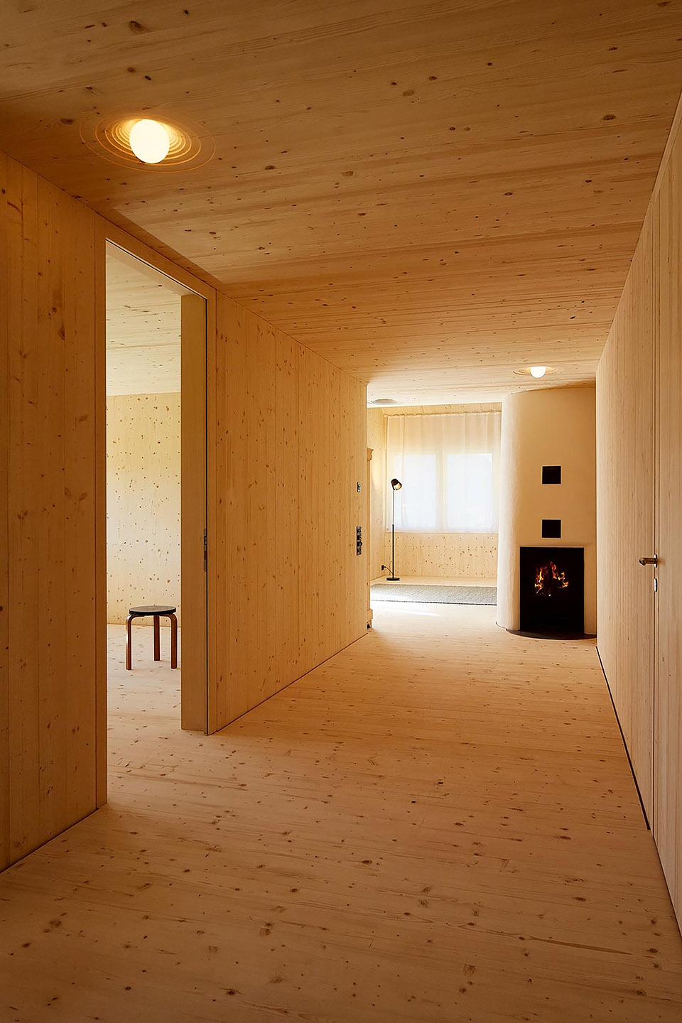 HOLZHAUS by Studio Noun