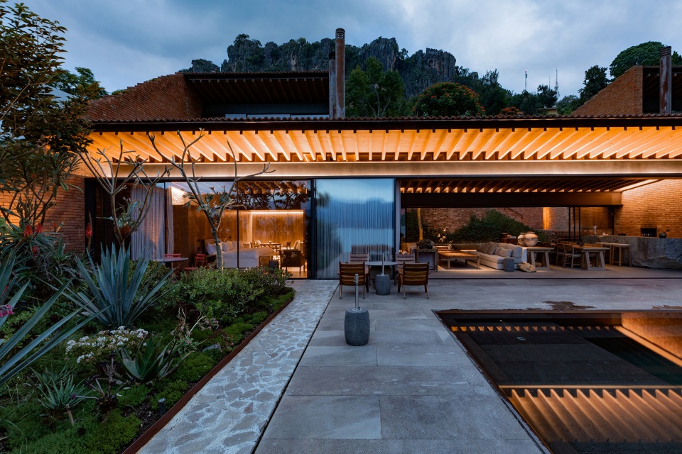 la pena house by central de arquitectura