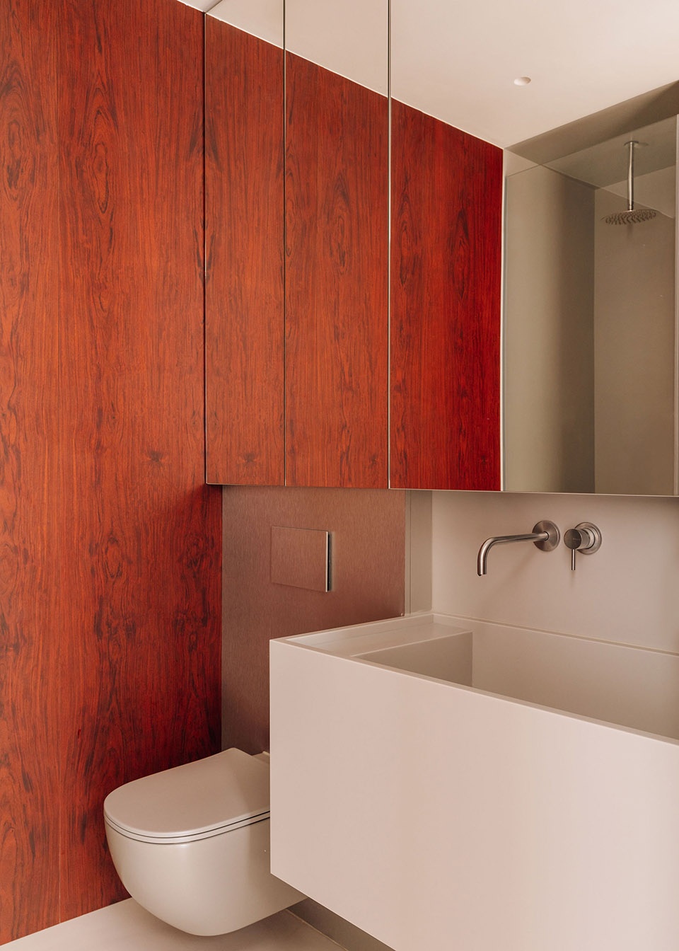 APARTMENT AR by Rita Aguiar Rodrigues