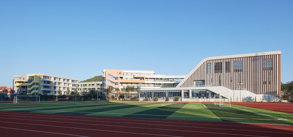 Beikang Junior High School Education Architecture Complex Jinan by Architect Hu Bo