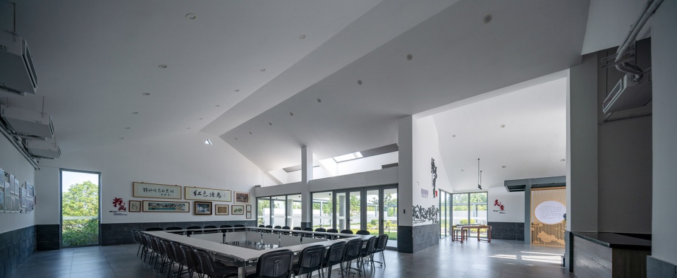 Community Center in Tangma Village Liyang by Atelier RenTian