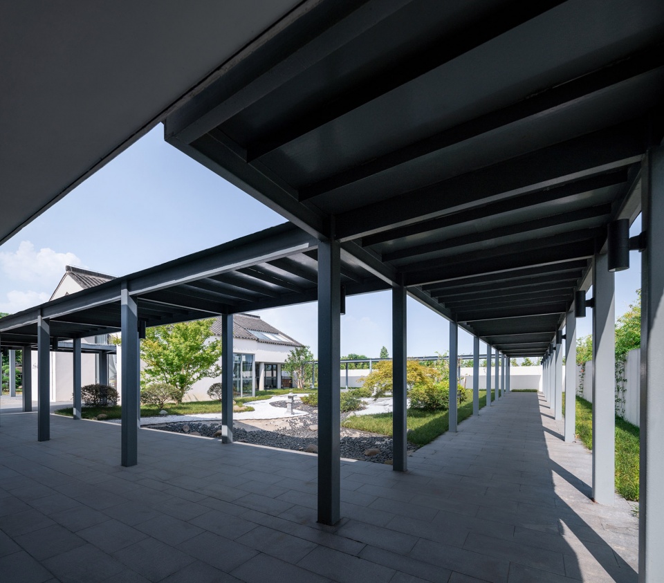 Community Center in Tangma Village Liyang by Atelier RenTian