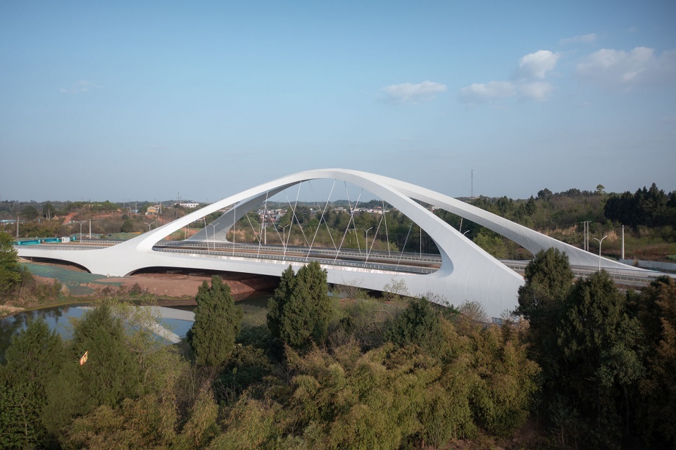 Jiangxi River Bridge 扎哈建筑事务所